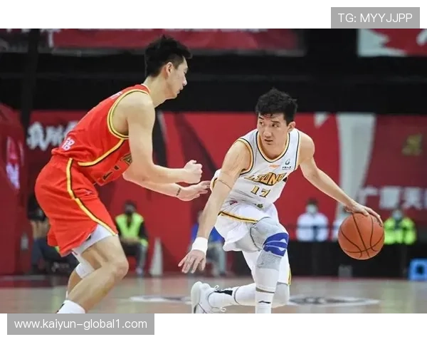 季后赛席位争夺进入关键阶段 中游球队状态起伏 季后赛席位争夺进入关键阶段 中游球队状态起伏